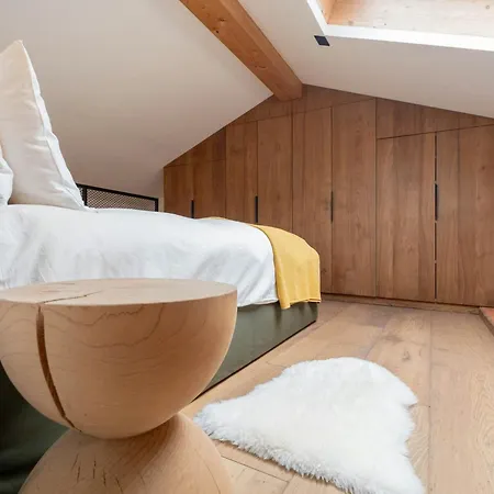 Mountain Chalet With Sauna And Hot Tub Gordona
