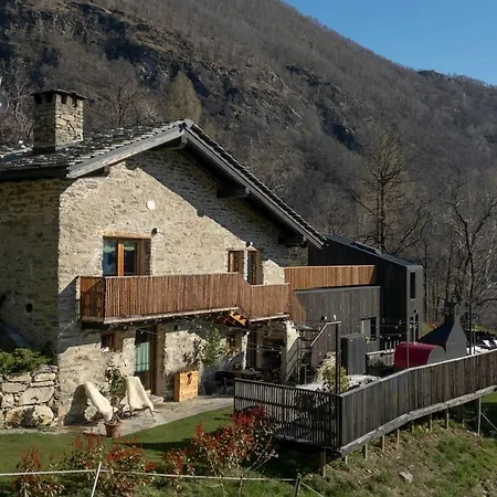 Σπίτι διακοπών Mountain Chalet With Sauna And Hot Tub Gordona
